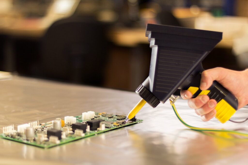 Embedded circuit design testing equipment
